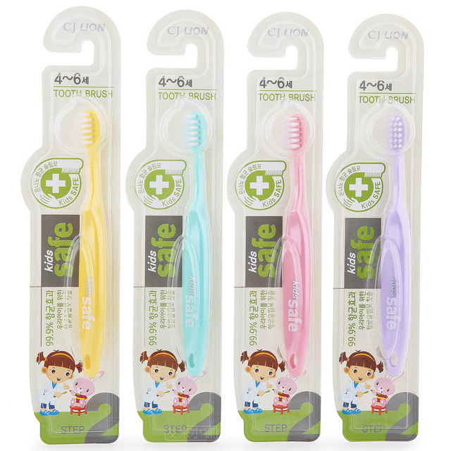 Детская зубная щетка Kids Safe с нано-серебряным покрытием (4-6 лет)