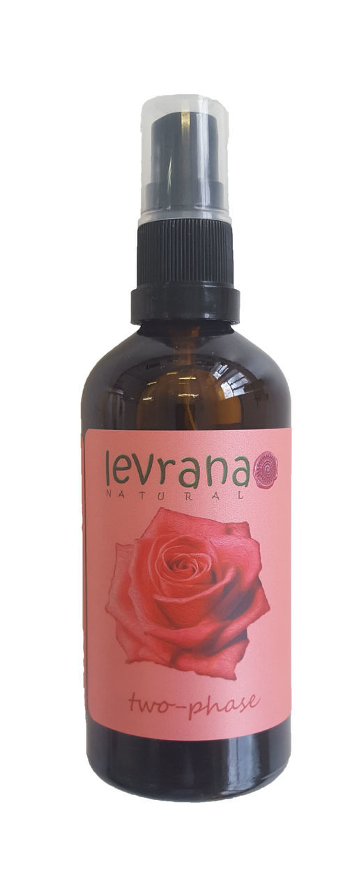 Двухфазное средство Роза для снятия макияжа с лица, области вокруг глаз и области декольте